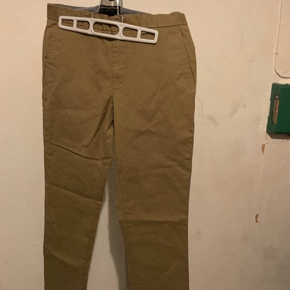 2 PAIRS OF BANANA REPUBLIC AIDEN PANTS - FOR ONE LOW PRICE - Picture 2 of 4